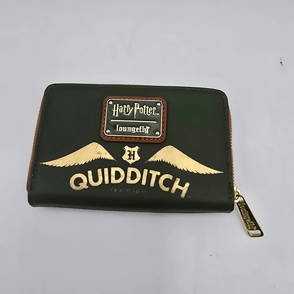 Loungefly Harry Potter Quidditch Zip Wallet Dark Green Golden Snitch 3D Detail